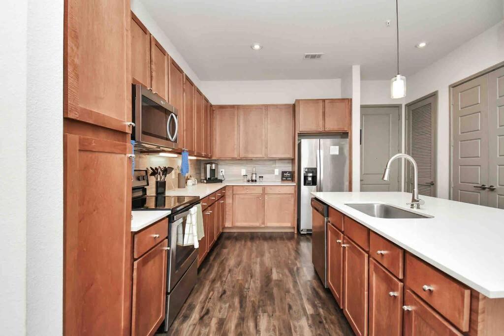 Apartament Htown Downtown Oasis Houston Zewnętrze zdjęcie